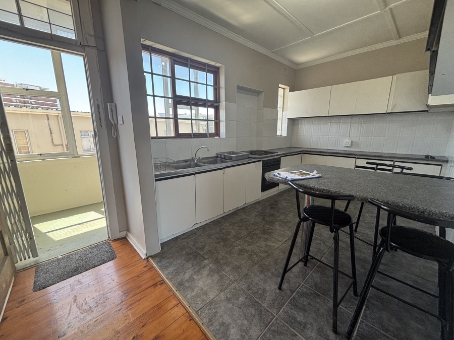 1 Bedroom Property for Sale in Summerstrand Eastern Cape